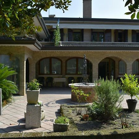 ميستر Villa Manuela المظهر الخارجي الصورة
