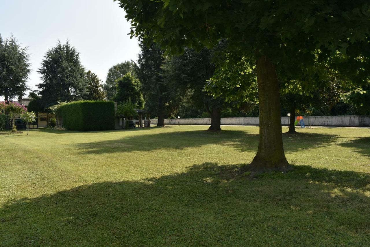 ميستر Villa Manuela المظهر الخارجي الصورة