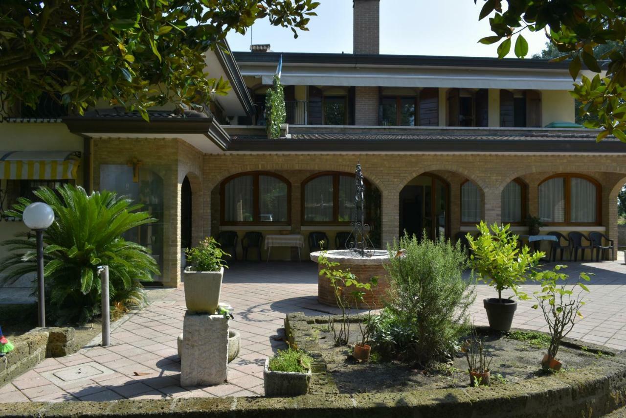 ميستر Villa Manuela المظهر الخارجي الصورة